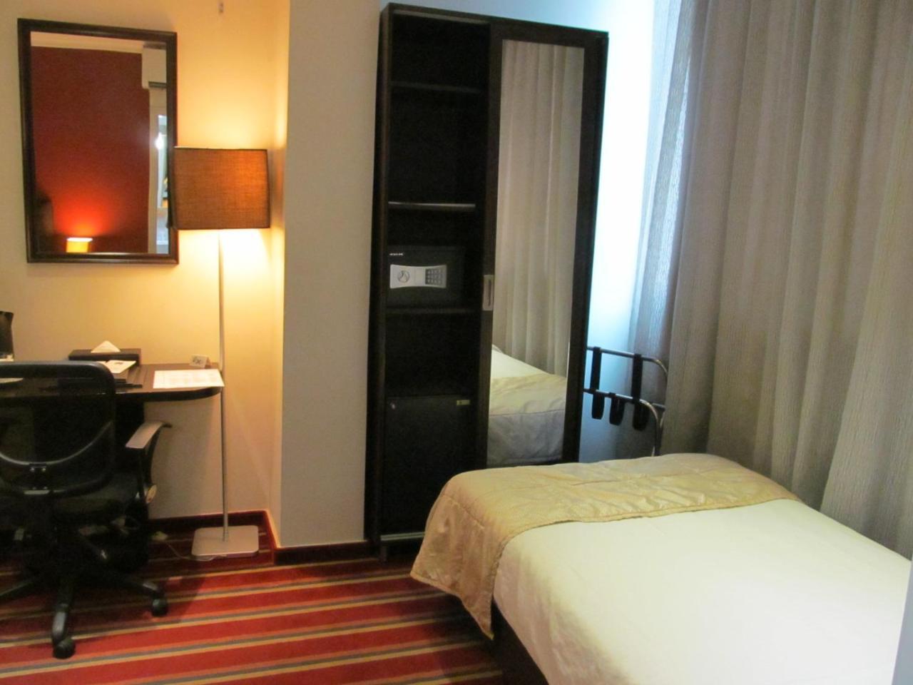The J Hotel & Spa Beirut Exterior photo