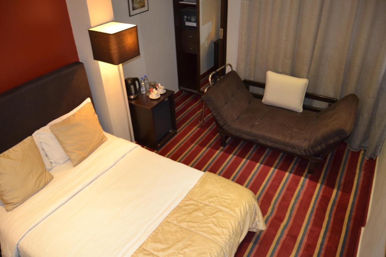 The J Hotel & Spa Beirut Exterior photo